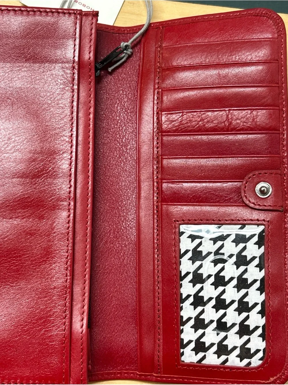 NEW Hobo Amica Leather Wallet - Billfold Color Red New front zip pocket - Picture 4 of 12